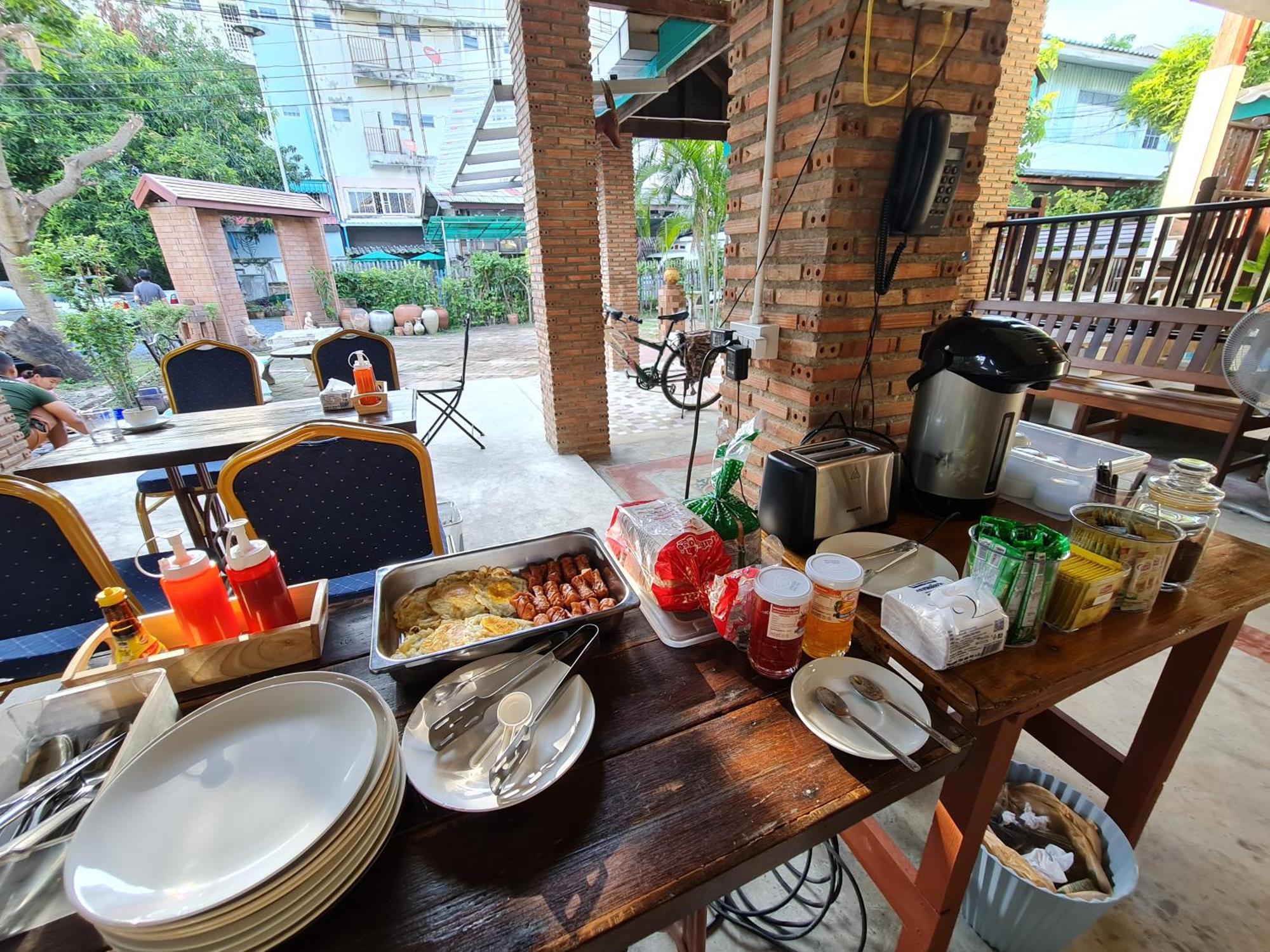 Ferienwohnung Tepbunthomhouse Ayutthaya Exterior foto